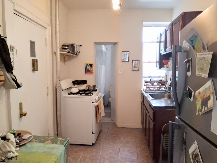 245 Midwood St, Apt 1 Image 8