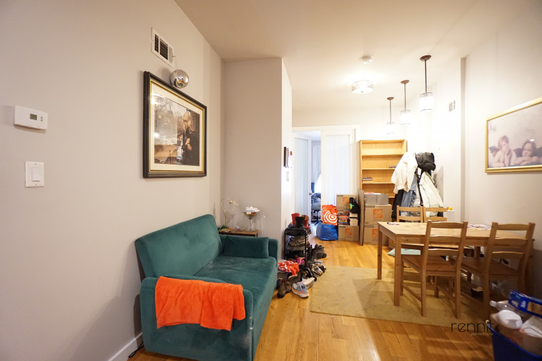 700 Hancock St, Apt 1L Image 5