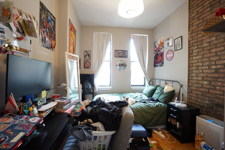 700 Hancock St, Apt 1L Image 7