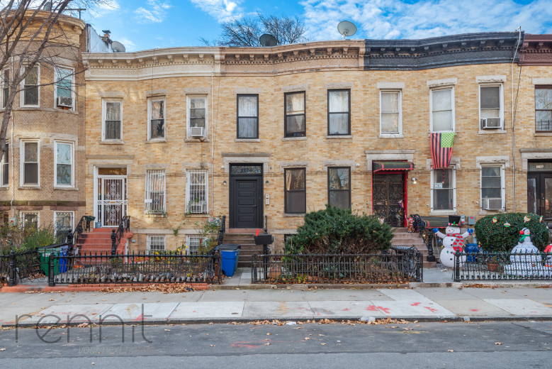 1186 Park Pl, Apt A Image 5