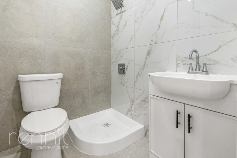 40 Cornelia St, Apt 1 Image 12