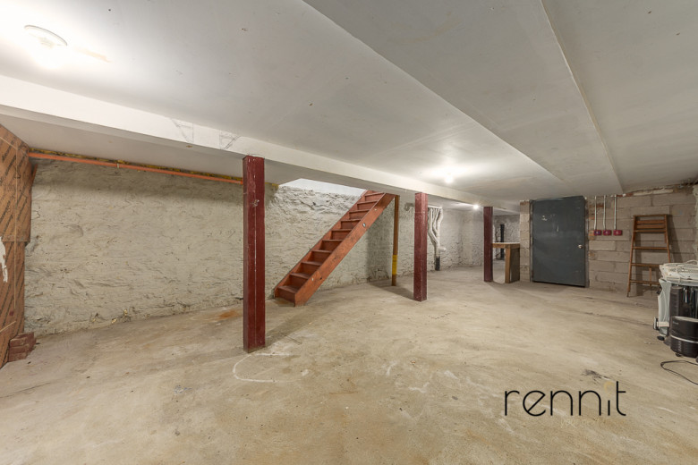 1168 Putnam Ave, Apt 1 Image 10