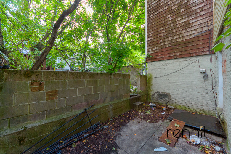 1168 Putnam Ave, Apt 1 Image 2