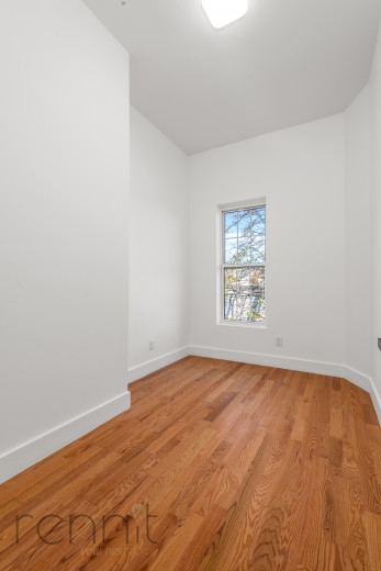 477 Fairview Ave, Apt 3L Image 12