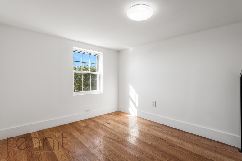 477 Fairview Ave, Apt 3L Image 7