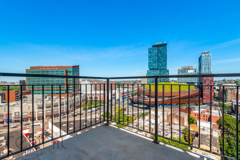 375 Dean St, Apt 1605 Image 11