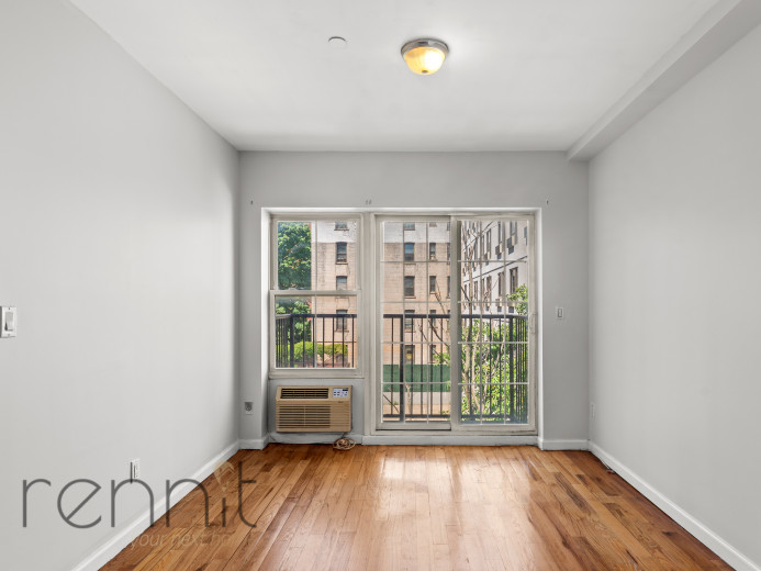 728A Rogers Ave, Apt 2A Image 1