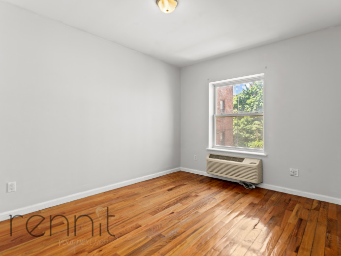 728A Rogers Ave, Apt 2A Image 4