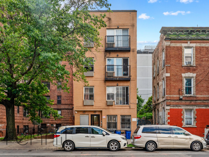 728A Rogers Ave, Apt 2A Image 8