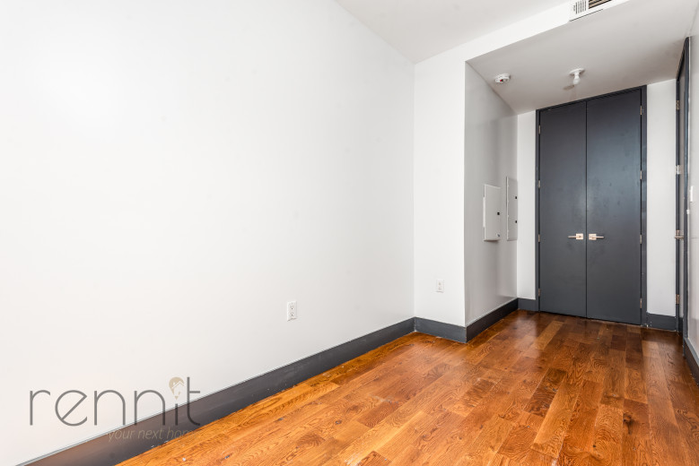 174 Knickerbocker Ave, Apt 3L Image 10