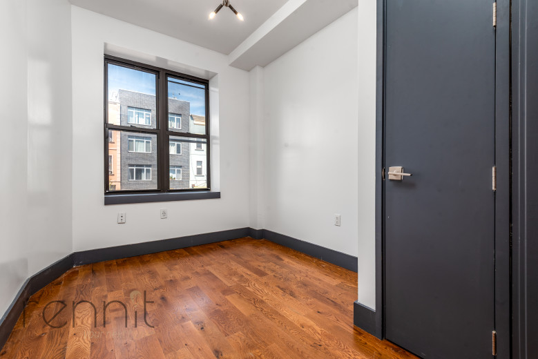 174 Knickerbocker Ave, Apt 3L Image 12