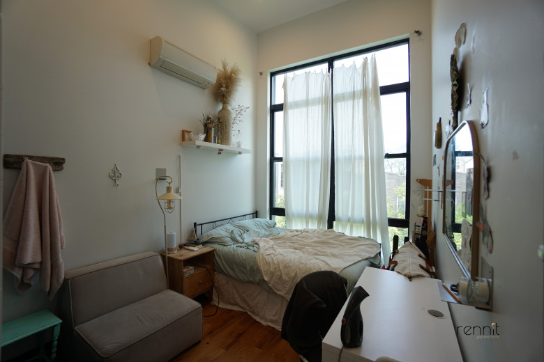 1165 Greene Ave, Apt 3 Image 10
