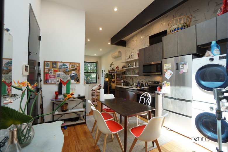 1165 Greene Ave, Apt 3 Image 17