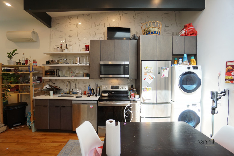 1165 Greene Ave, Apt 3 Image 6