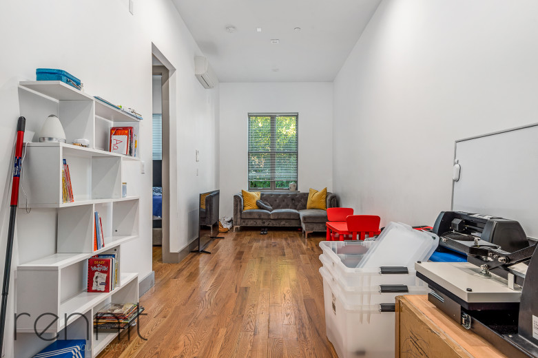 1443 Lincoln Pl, Apt 3R Image 1