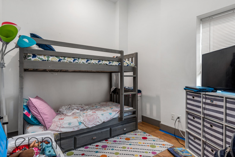 1443 Lincoln Pl, Apt 3R Image 4