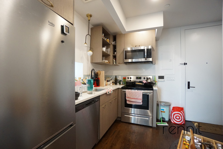 1620 New York Ave, Apt 5G Image 5