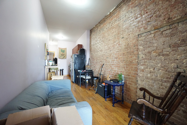 420 Melrose St, Apt 4R Image 3