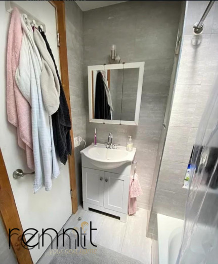 758 Willoughby Ave, Apt 4 Image 20