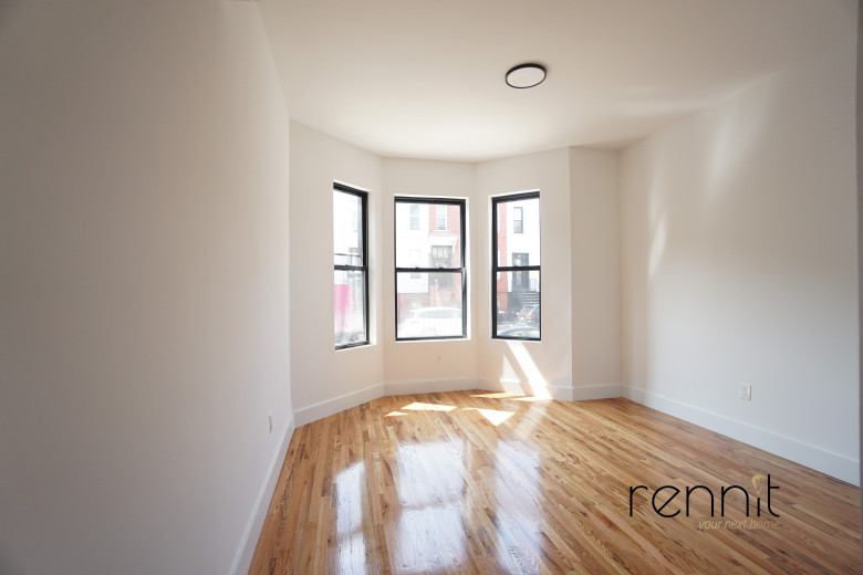 38 Cornelia St, Apt 1 Image 11
