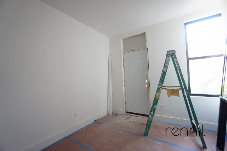 38 Cornelia St, Apt 1 Image 9