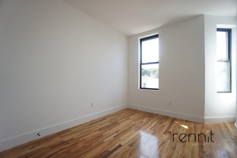 38 Cornelia St, Apt 2 Image 12