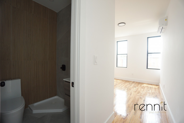 38 Cornelia St, Apt 2 Image 15