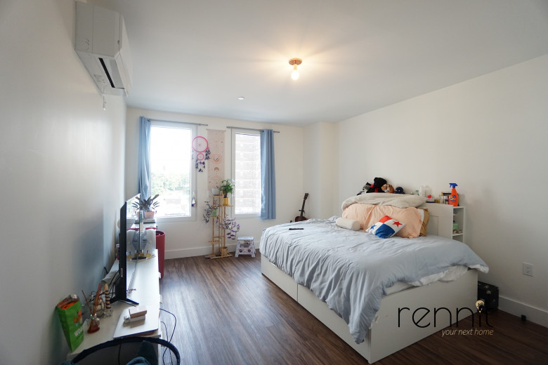 26-24 4th St, Apt 505A Image 11