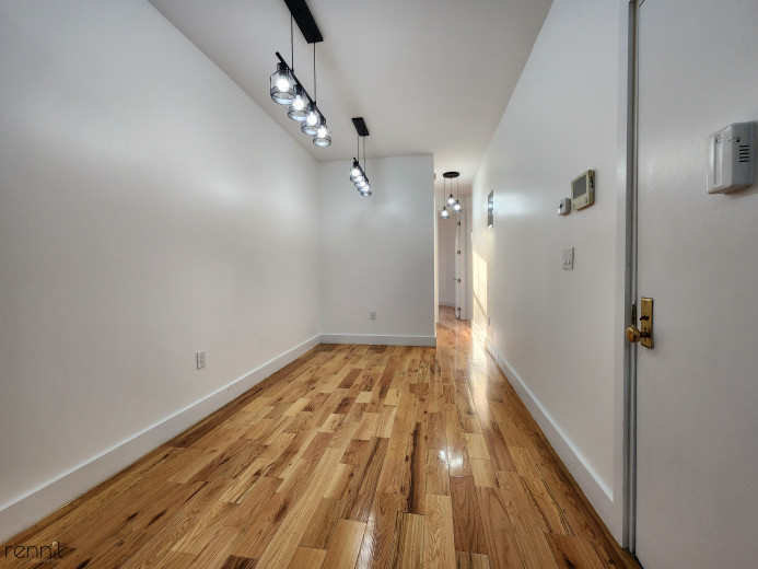 640 Kosciuszko St, Apt 2R Image 13