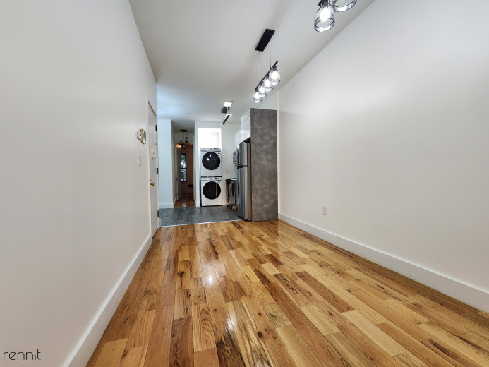 640 Kosciuszko St, Apt 2R Image 15