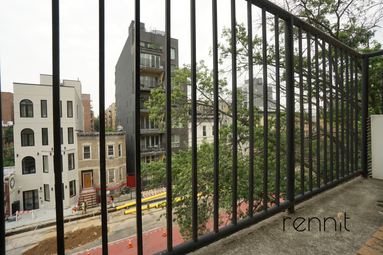 728A Rogers Ave, Apt 4A Image 2