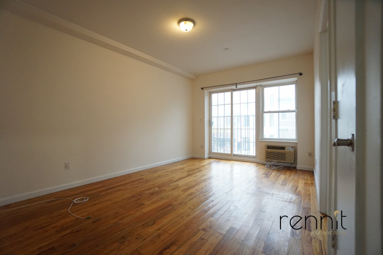 728A Rogers Ave, Apt 4A Image 4