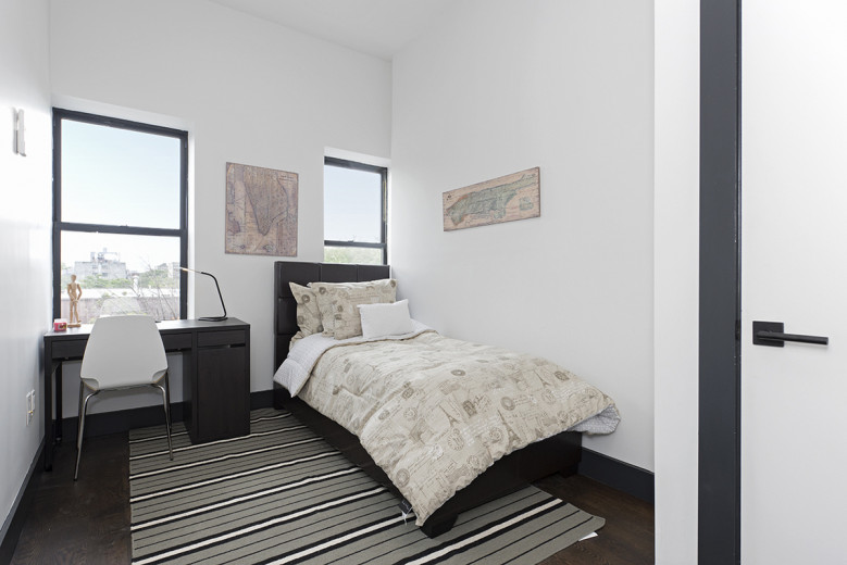 205 Johnson Ave, Apt 4R Image 3