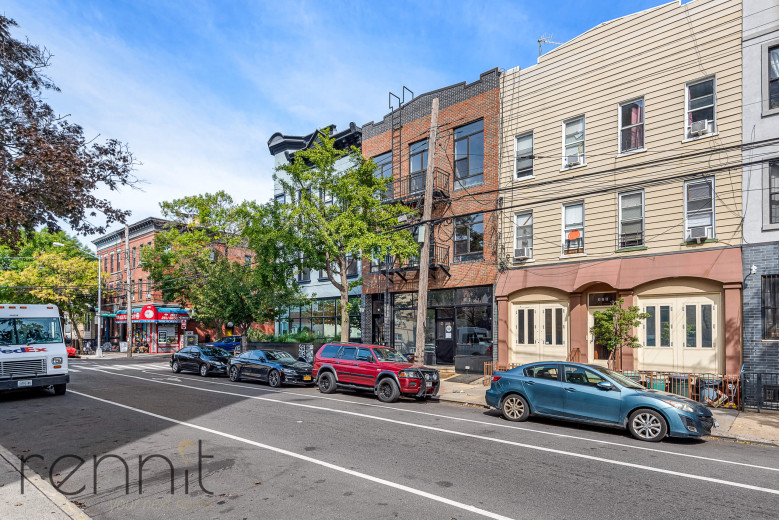 377 Onderdonk Ave, Apt 2B Image 12