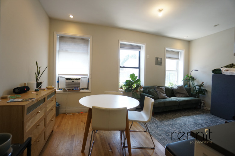 479 Lafayette Ave, Apt 2 Image 4
