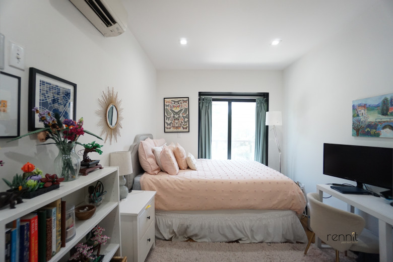562 Park Pl, Apt 3B Image 16