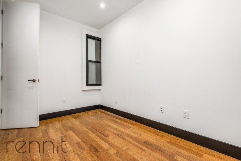 562 Park Pl, Apt 3B Image 26