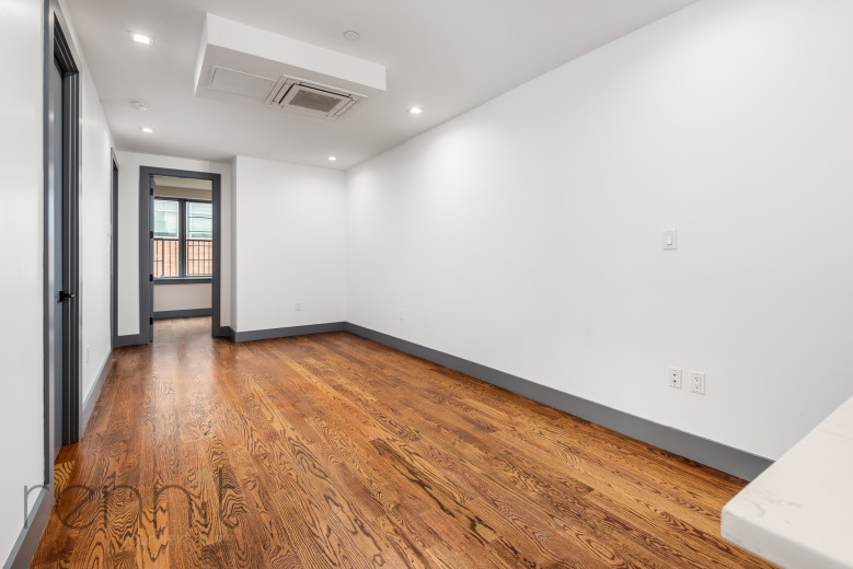 1016 Carroll St, Apt 3B Image 2