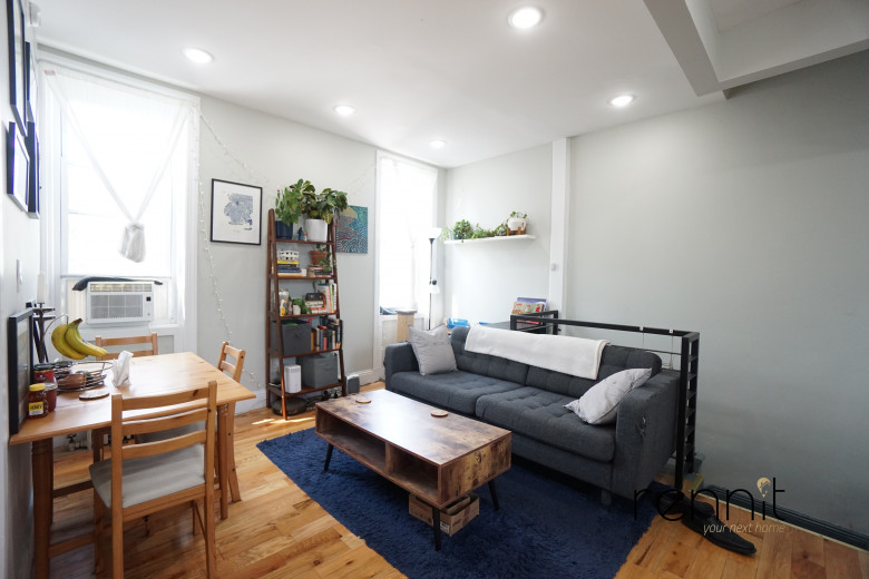1916 Harman St, Apt 2R Image 1
