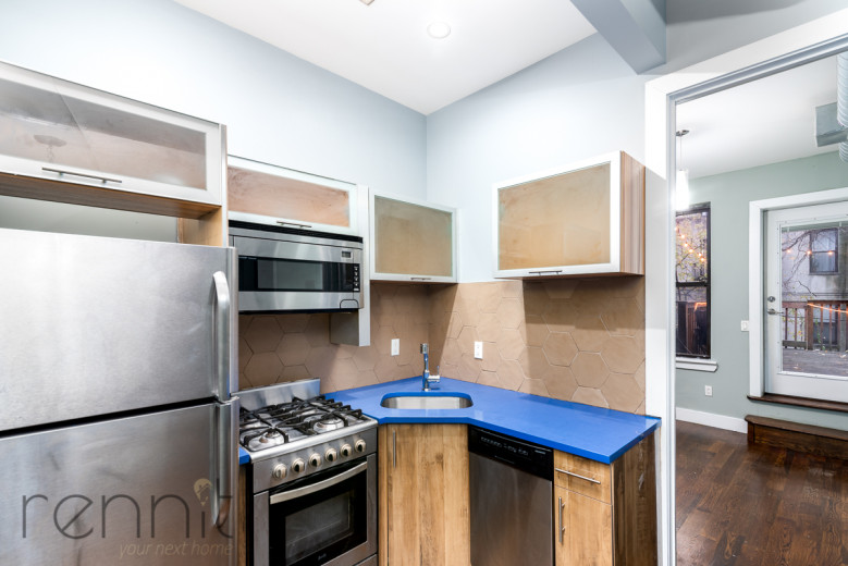 1160 Halsey St, Apt 3 Image 2