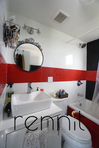 1160 Halsey St, Apt 3 Image 19