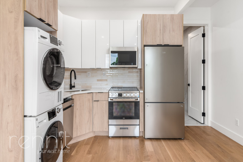 332 Myrtle Ave, Apt 4A Image 5