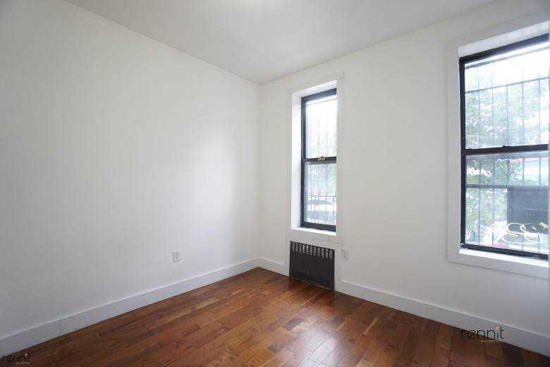 640 Kosciuszko St, Apt 1 Image 9