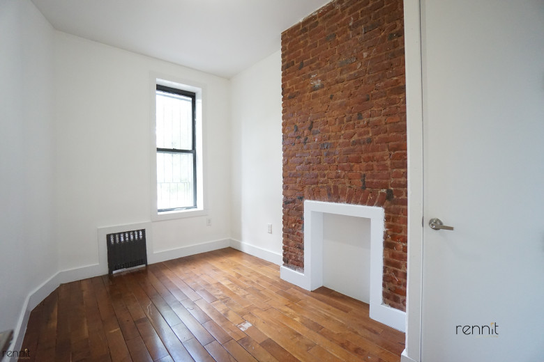 640 Kosciuszko St, Apt 1 Image 18