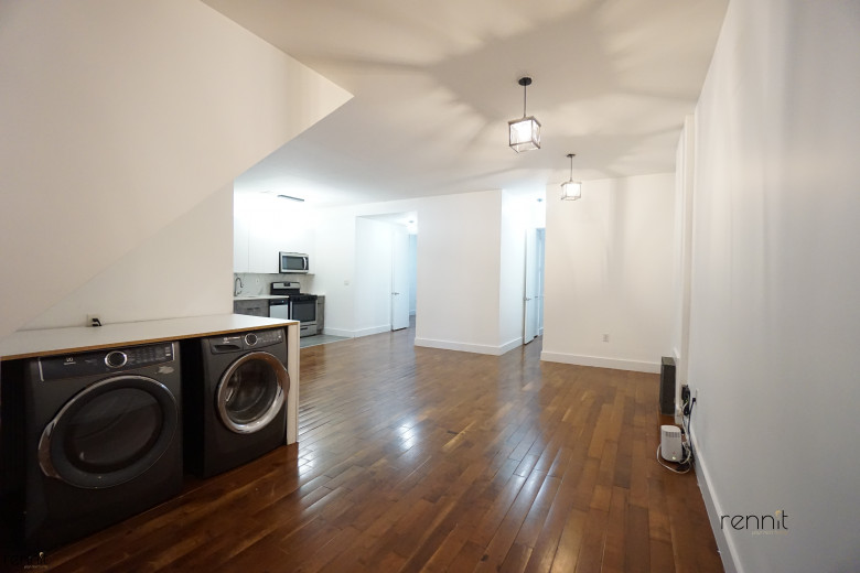 640 Kosciuszko St, Apt 1 Image 5