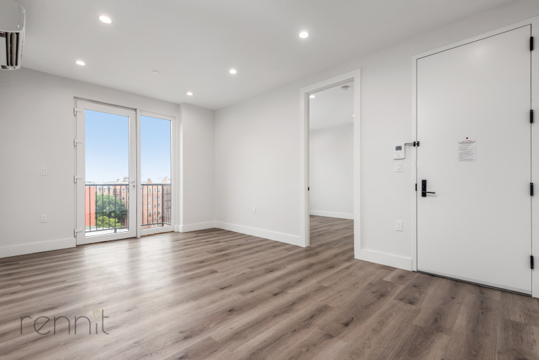 125 Kings Hwy, Apt 7D Image 1