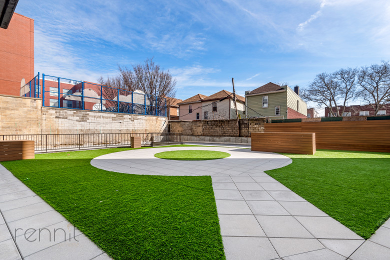 125 Kings Hwy, Apt 7D Image 13