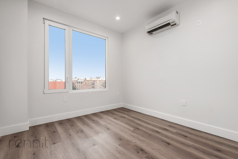 125 Kings Hwy, Apt 7D Image 9
