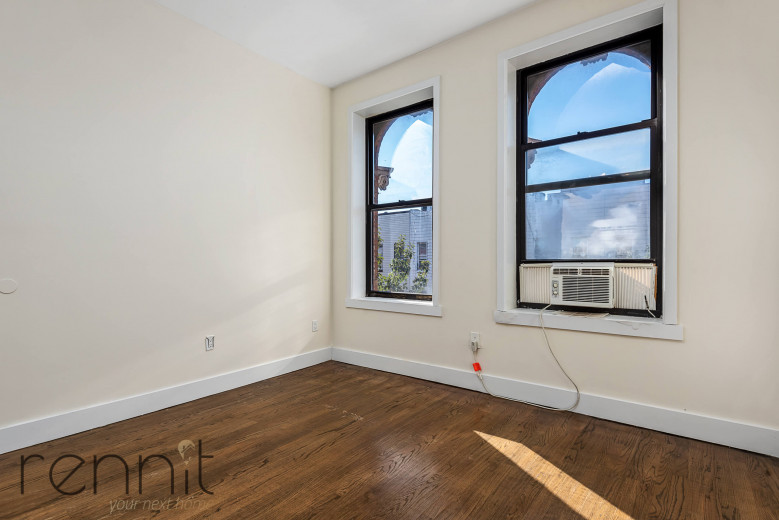 238 Stockholm St, Apt 3L Image 3