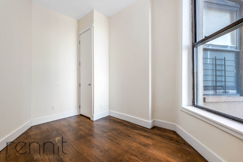 238 Stockholm St, Apt 3L Image 5